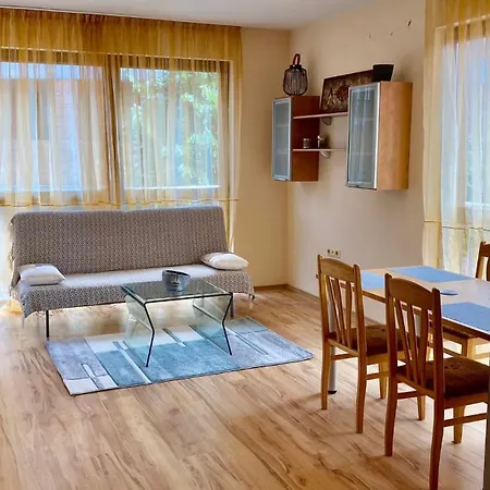 Harmani 4 Apartment