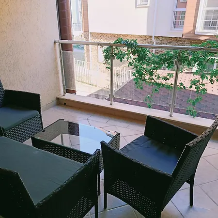 Apartment Harmani 4 *
